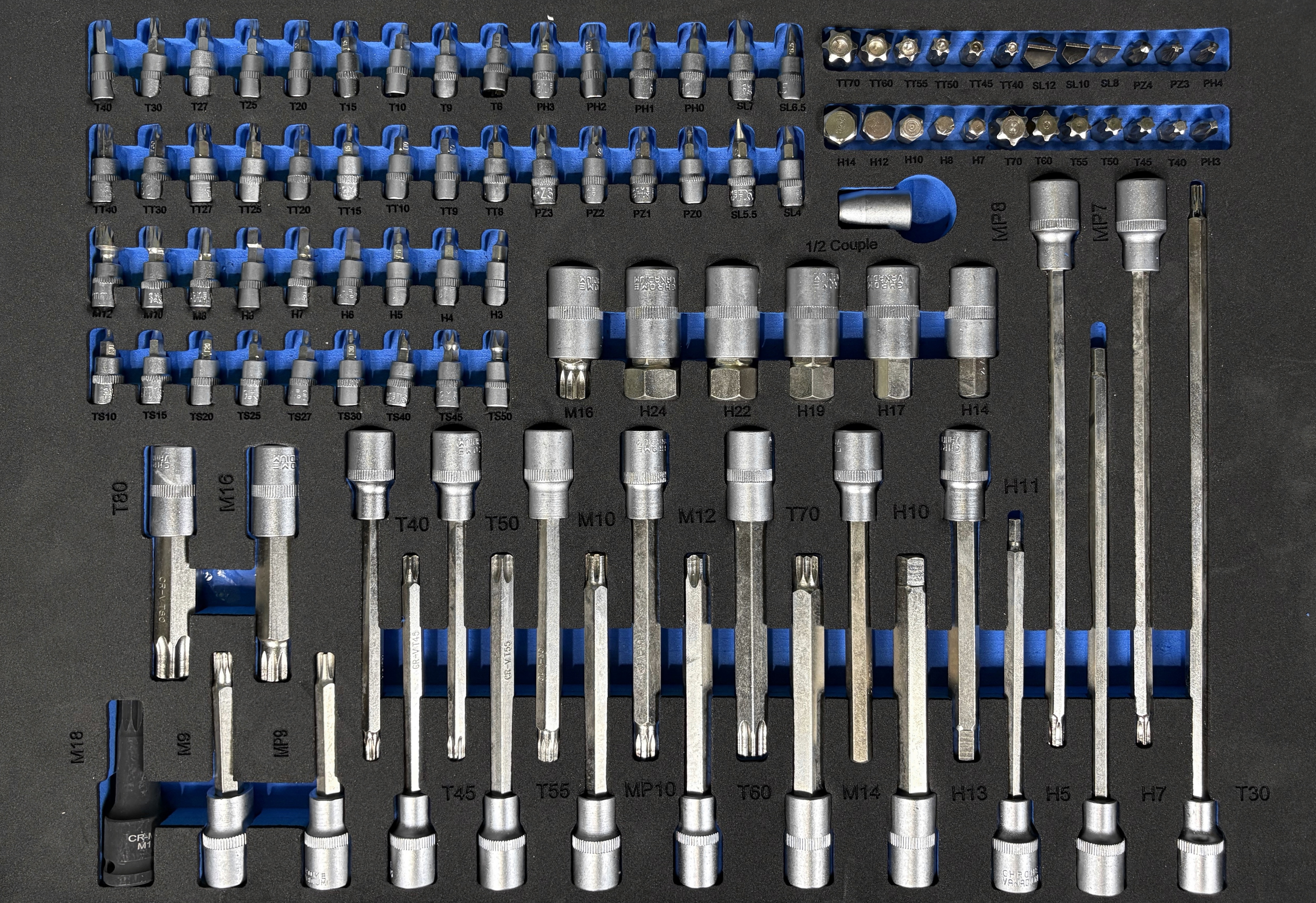 BL-5001 - Dielenský vozík s CRV náradím 250 ks 12 zásuviek (44)